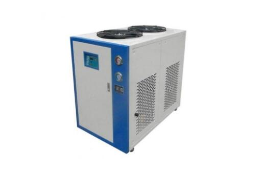 螺桿式冷水機組與水源熱泵機組制冷運行用度對比